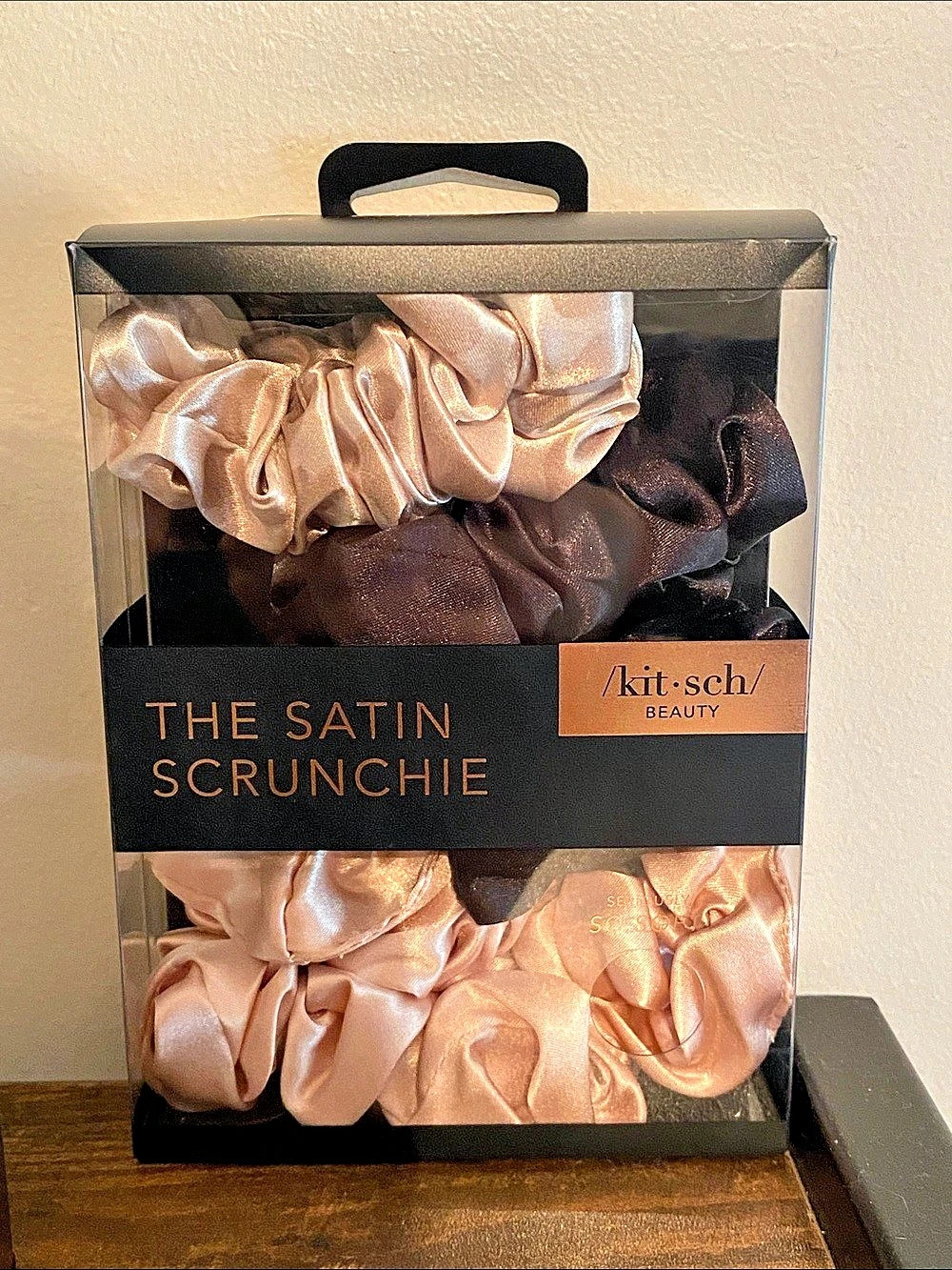 Kitsch The Satin Scrunchie 5-Pack Satin Scrunchies Pink & Black NWT